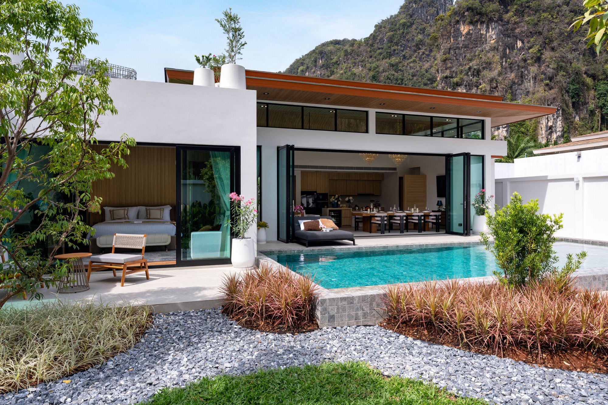 Luxury Pool Villa