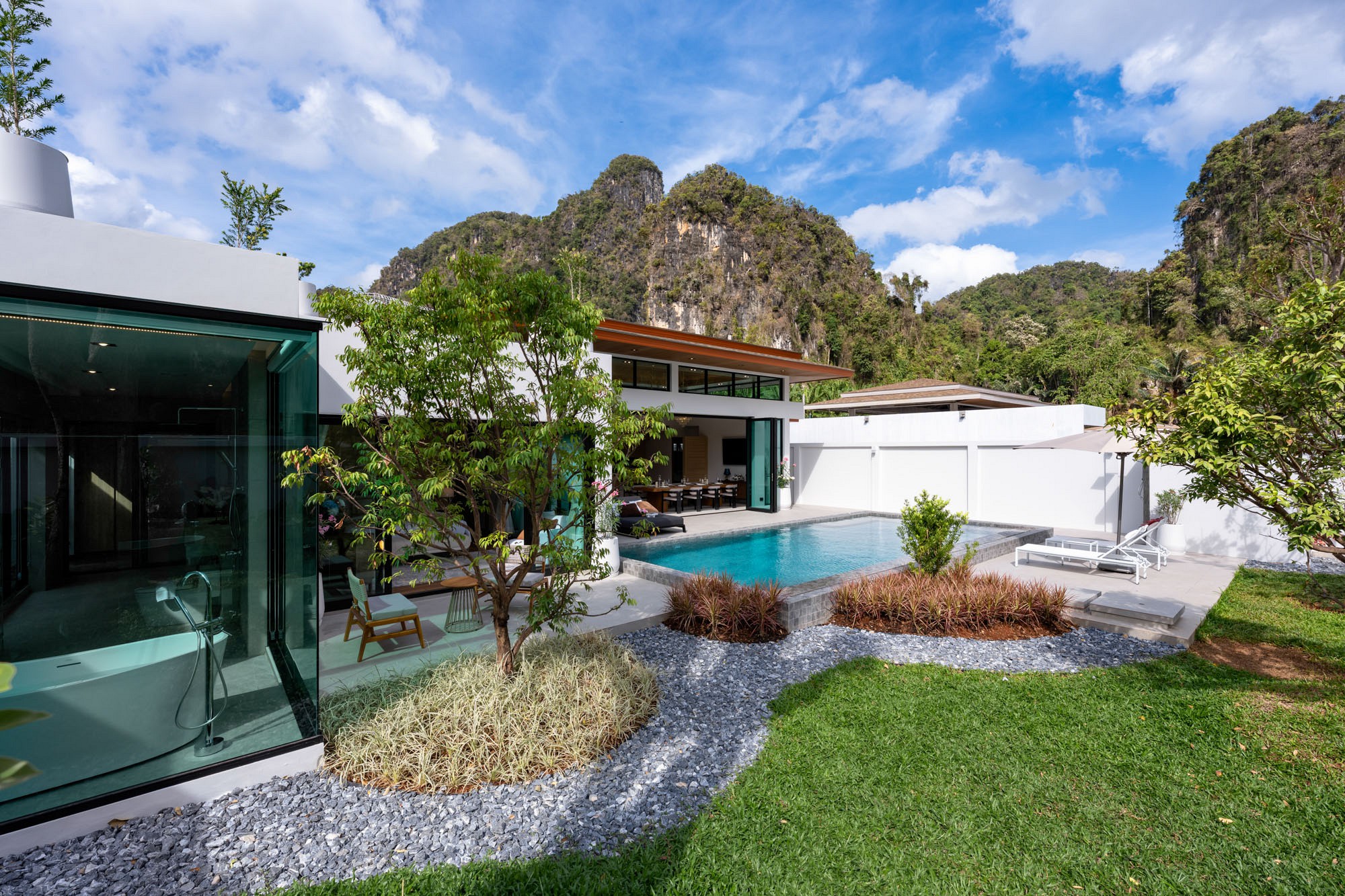 Luxury Pool Villa
