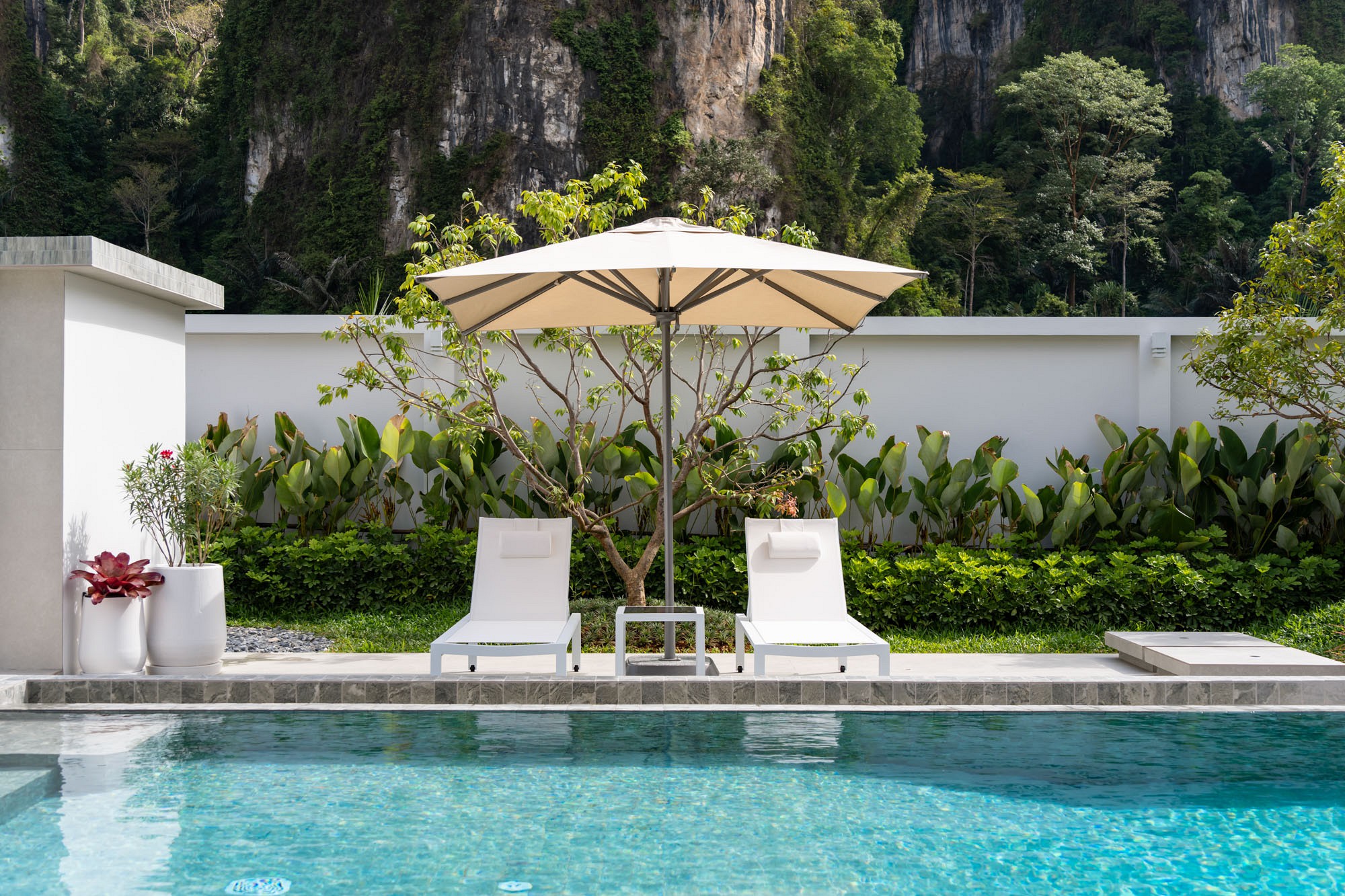 Luxury Pool Villa